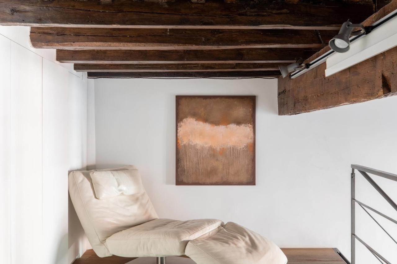 Iflat Art In The Heart Of Rome
